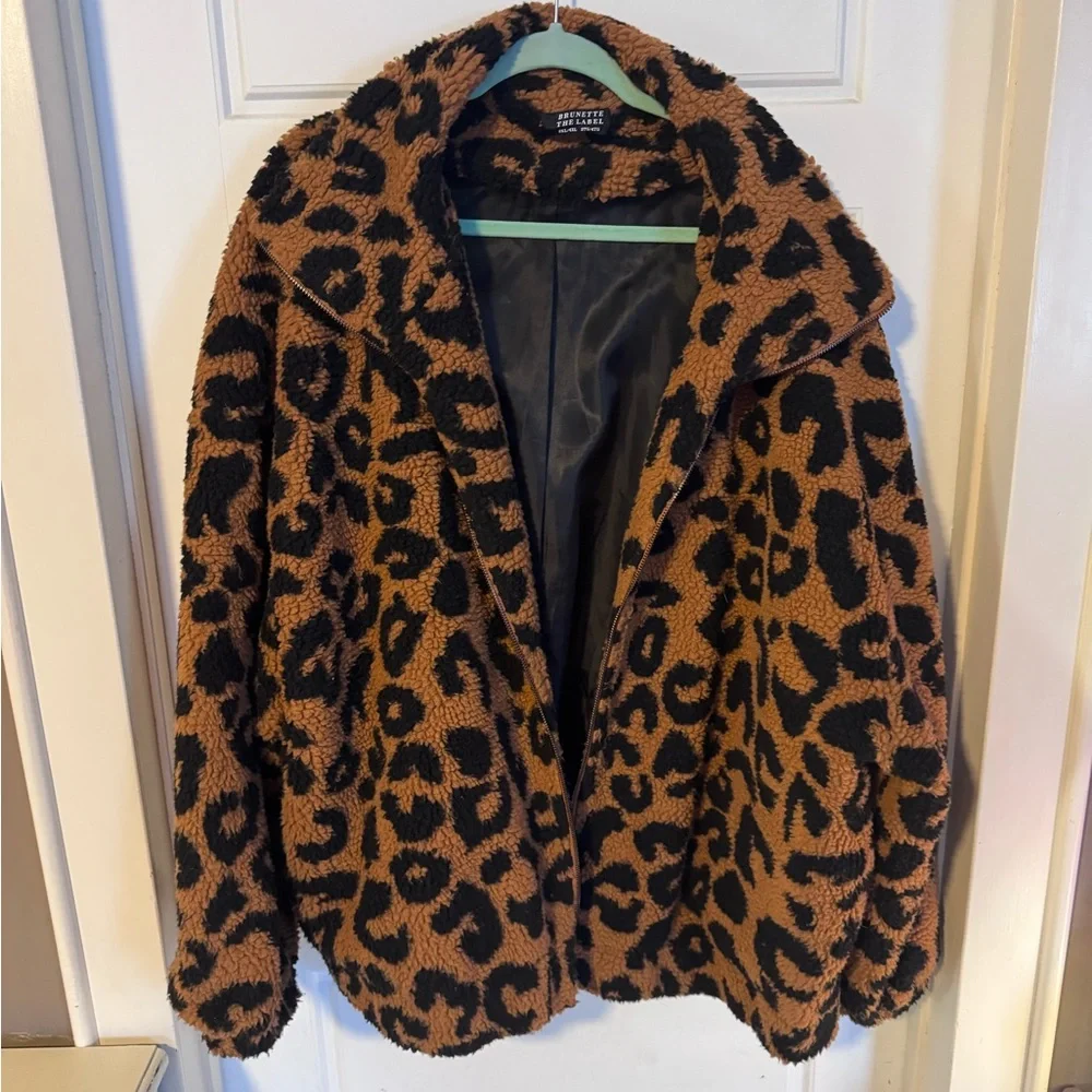 Brunette The Label Black and Brown Teddy Jacket - Picture 1 of 3